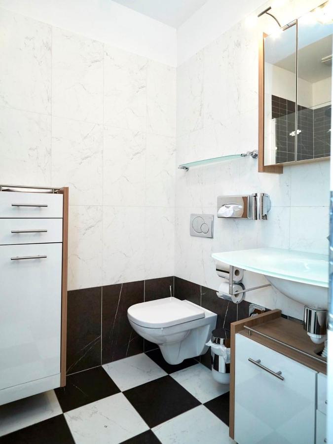 Vienna Studio Apartments Extérieur photo