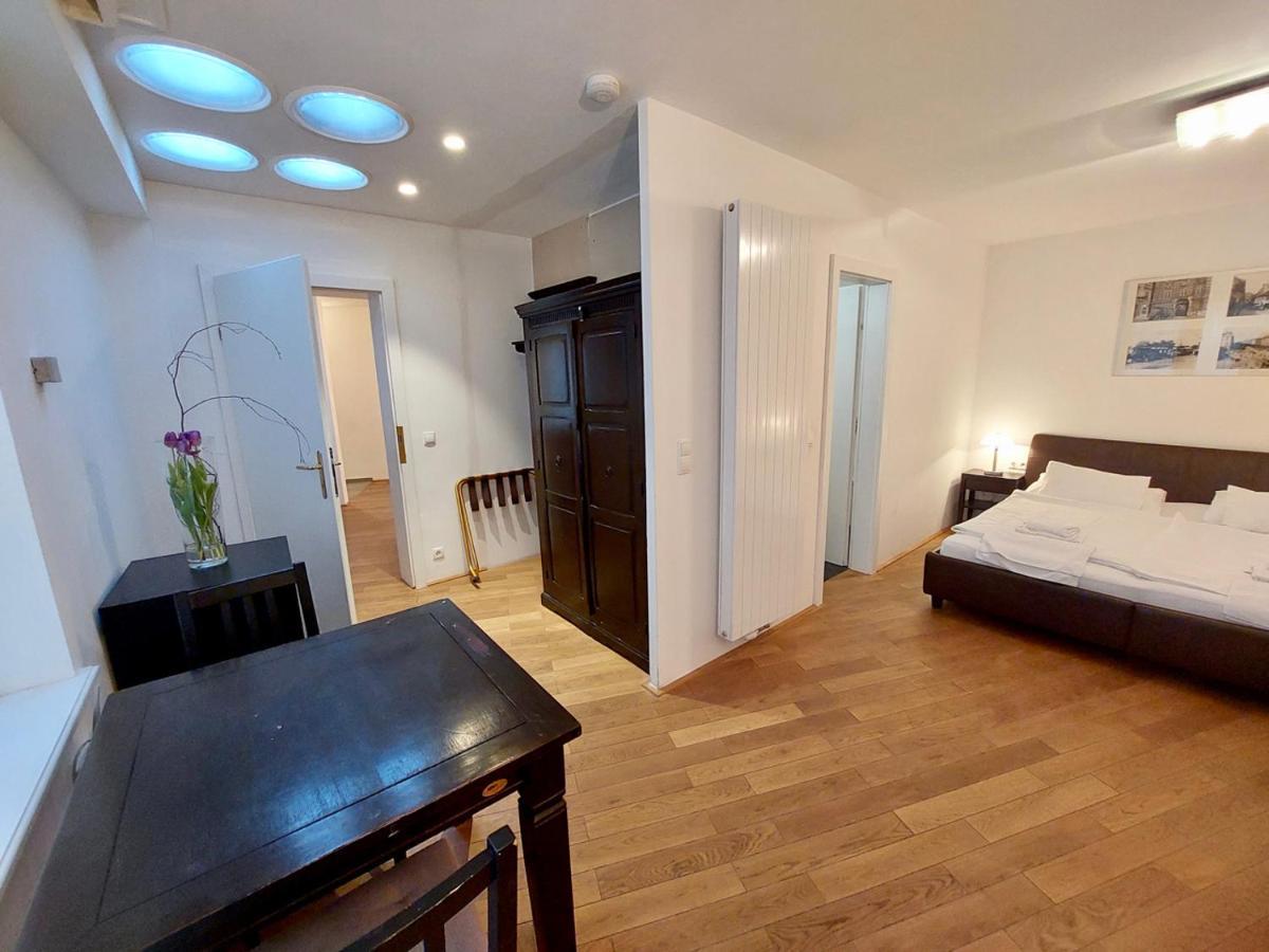 Vienna Studio Apartments Extérieur photo